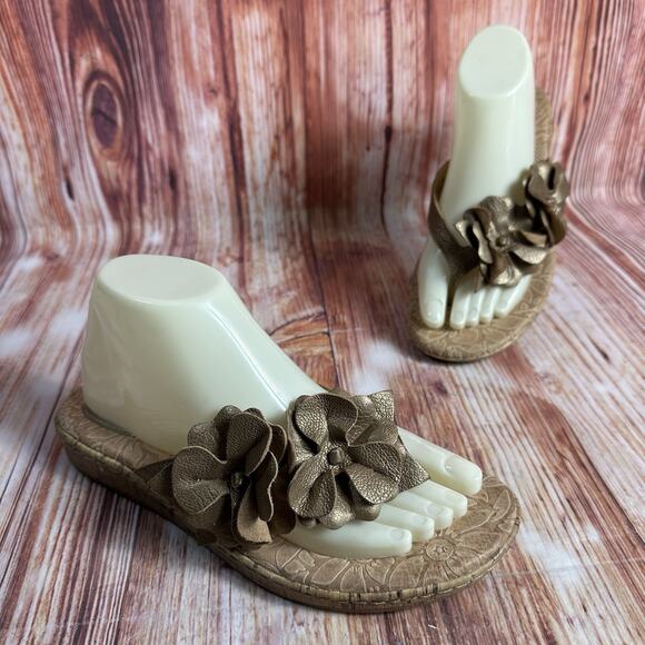 Børn Shoes - BOC Born Concept Size 8 Bronze Leather Floral Cork Low Wedge Thong Sandals Shoes